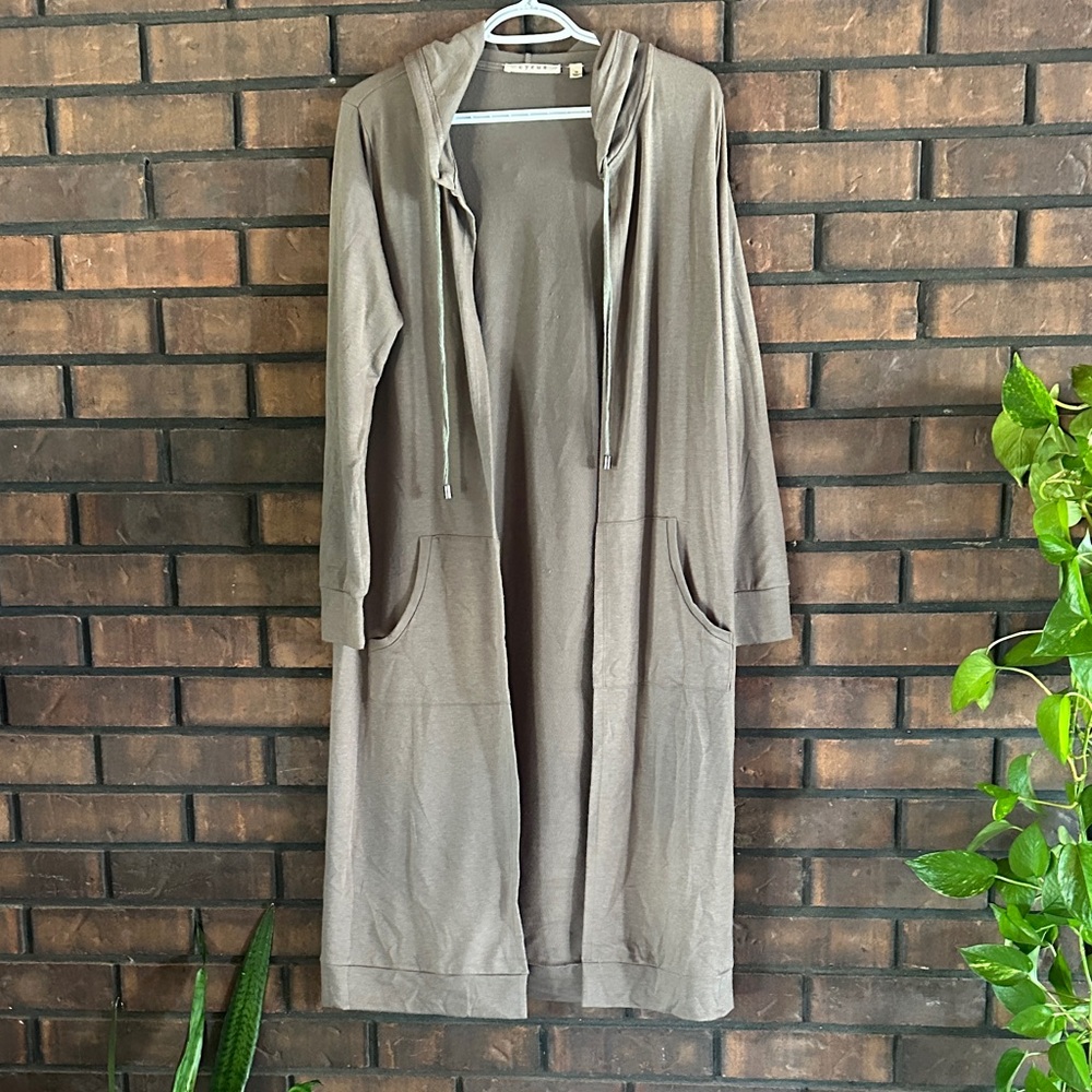 Cyrus Hooded Trench Coat in Taupe